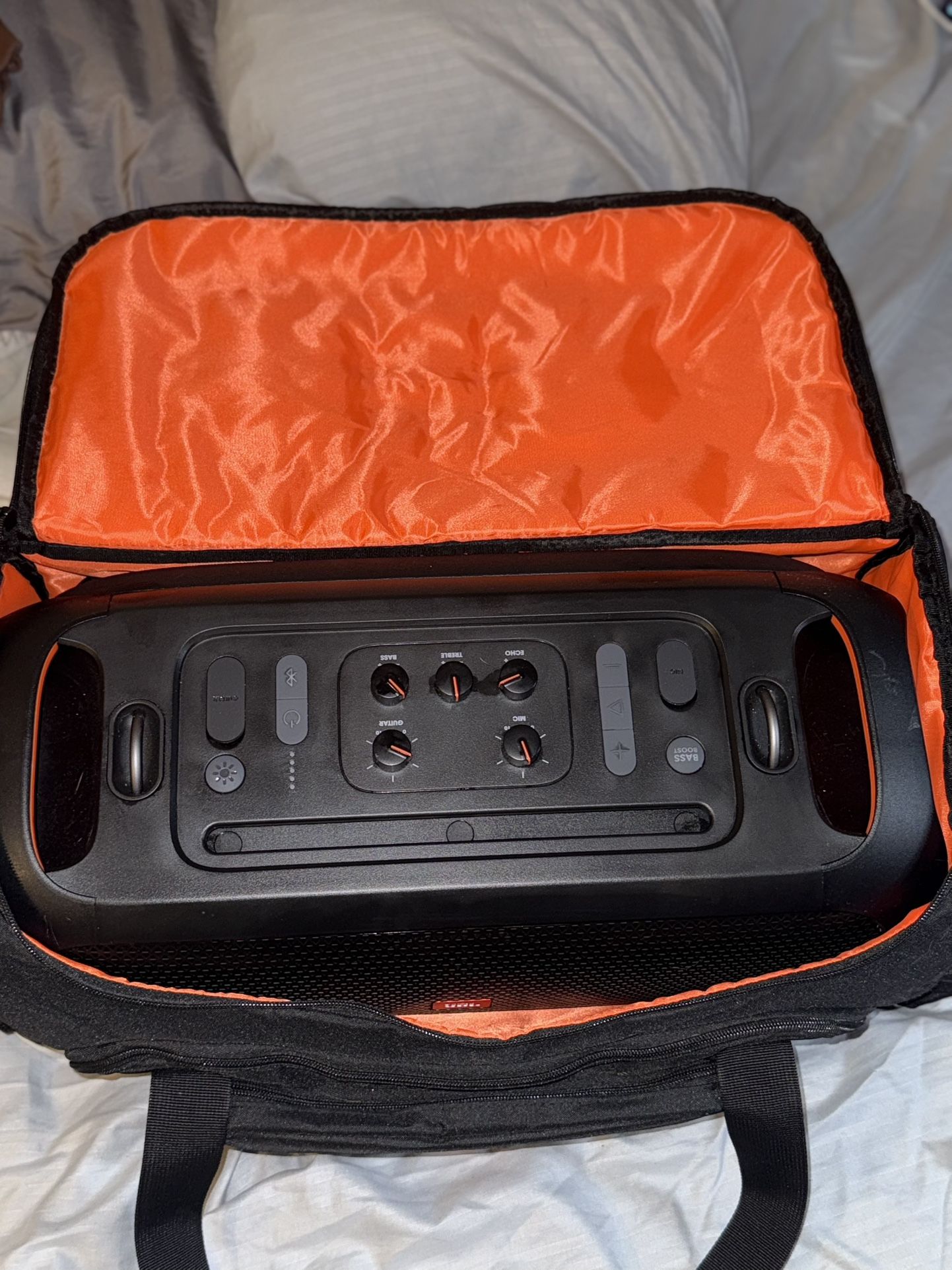 JBL PartyBox On-The-Go