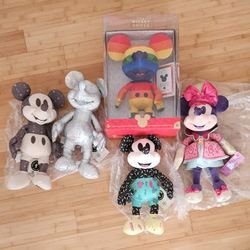 Disney Mickey Minnie Year Of The Mouse Memories Main Attraction Plush Lot