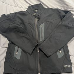 Large Black WATERPROOF JACKET FOR MEN REI BRAND . Good Deal. 