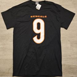 Cincinnati Bengals Official NFL Men's Small Burrow Shirt
