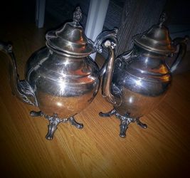 Set Of WM Rogers Silver Plated Tea Pots & Sugar Bowl