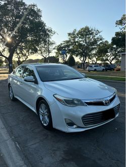 2014 Toyota Avalon XLE