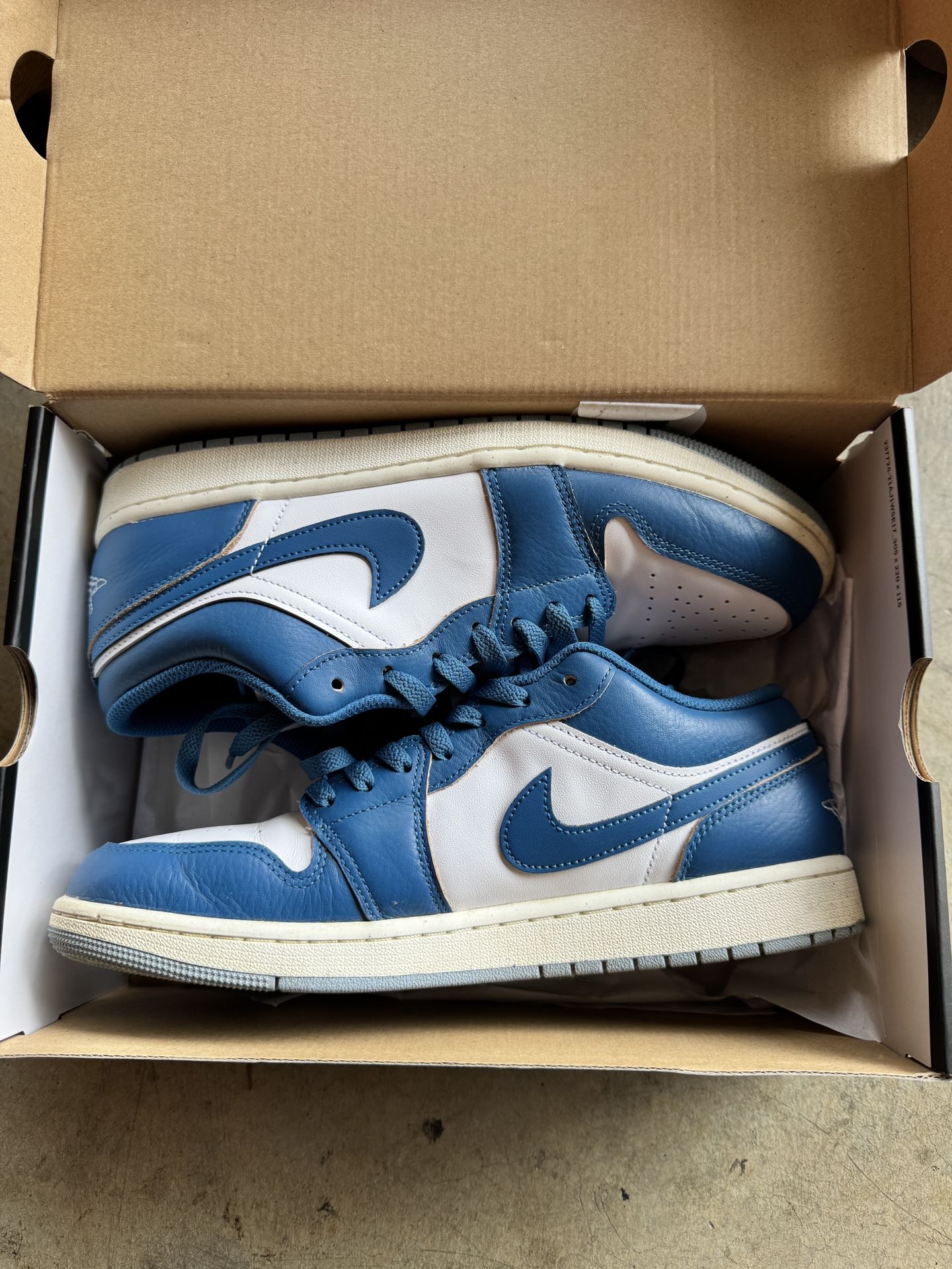 Air Jordan 1 Low SE