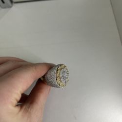 New Ring 14kt gold with vvs natural diamonds 