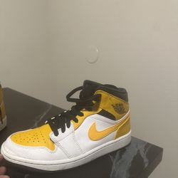 Air Jordan Retro 1 High 