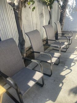 Modern Outdoor Patio Chairs – New Condition