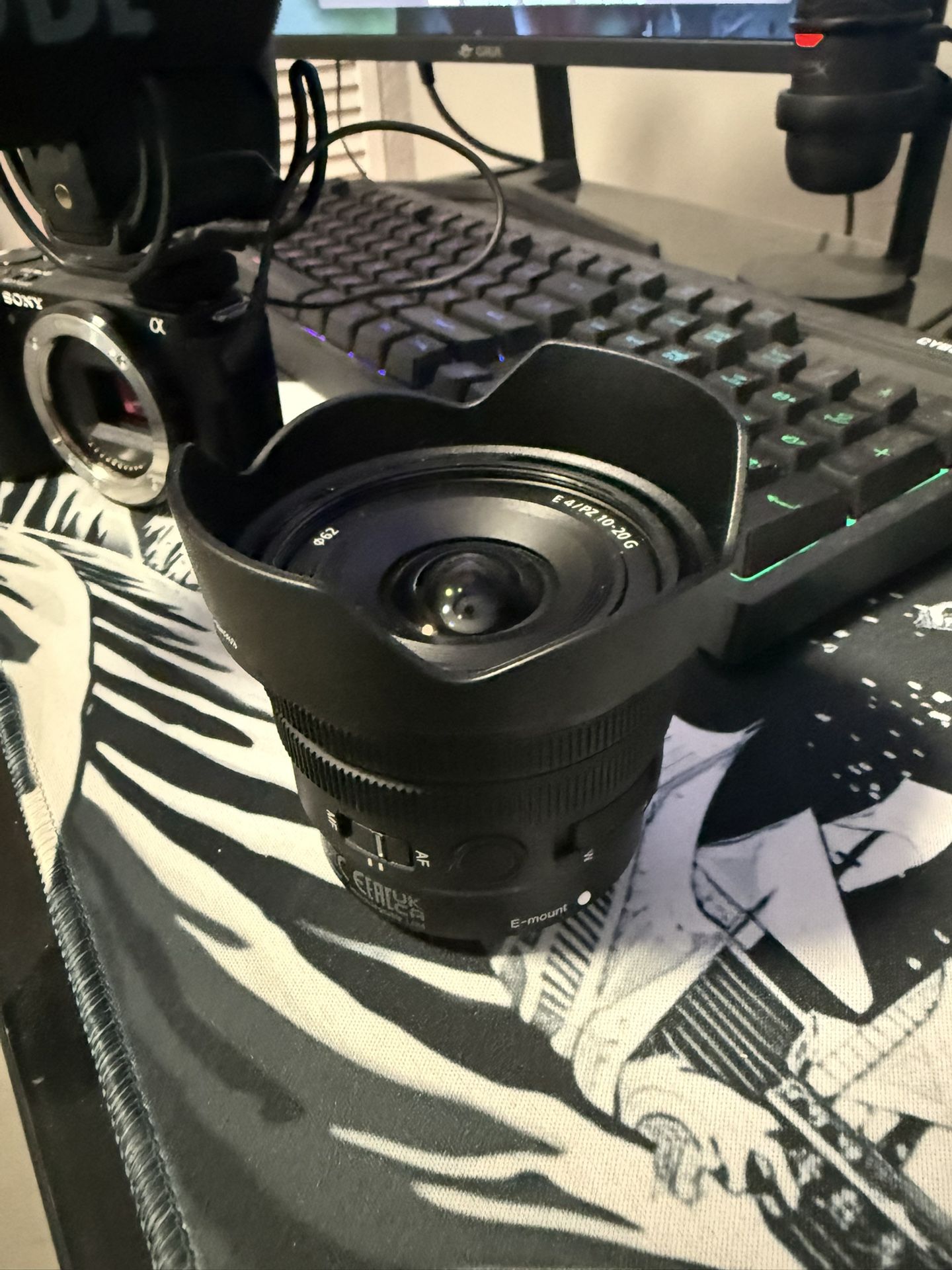 Sony - E PZ 10-20mm