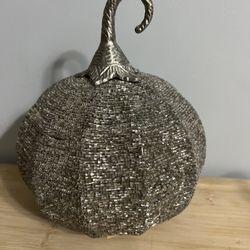 Beaded decor, pumpkin