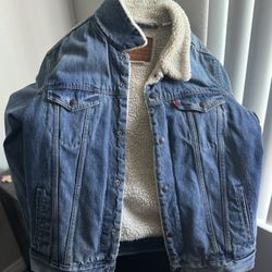 LEVIS Sherpa Denim jacket 