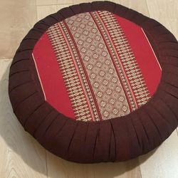 Yoga Pillow