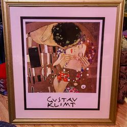 The Famous Painting “The Kiss” By Gustav Klimt