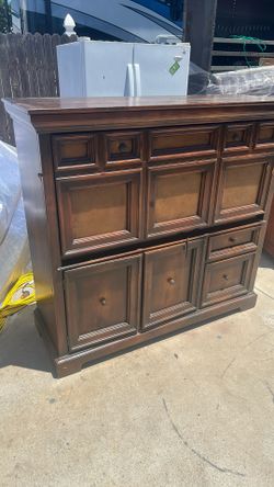 Secretary Desk/ Dresser