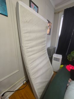 Twin mattress