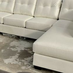 New White Sectional With Chaise
