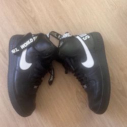 Supreme “World Famous” AF1