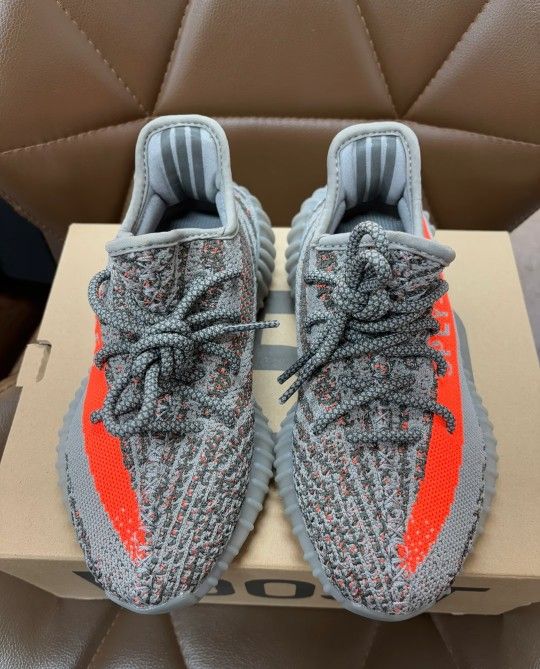 adidas Yeezy Boost350v2