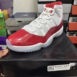 Cherry (size 11.5