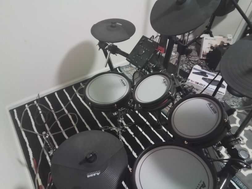 Electric Drum Set 