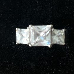 Sterling Silver Ring - size 8