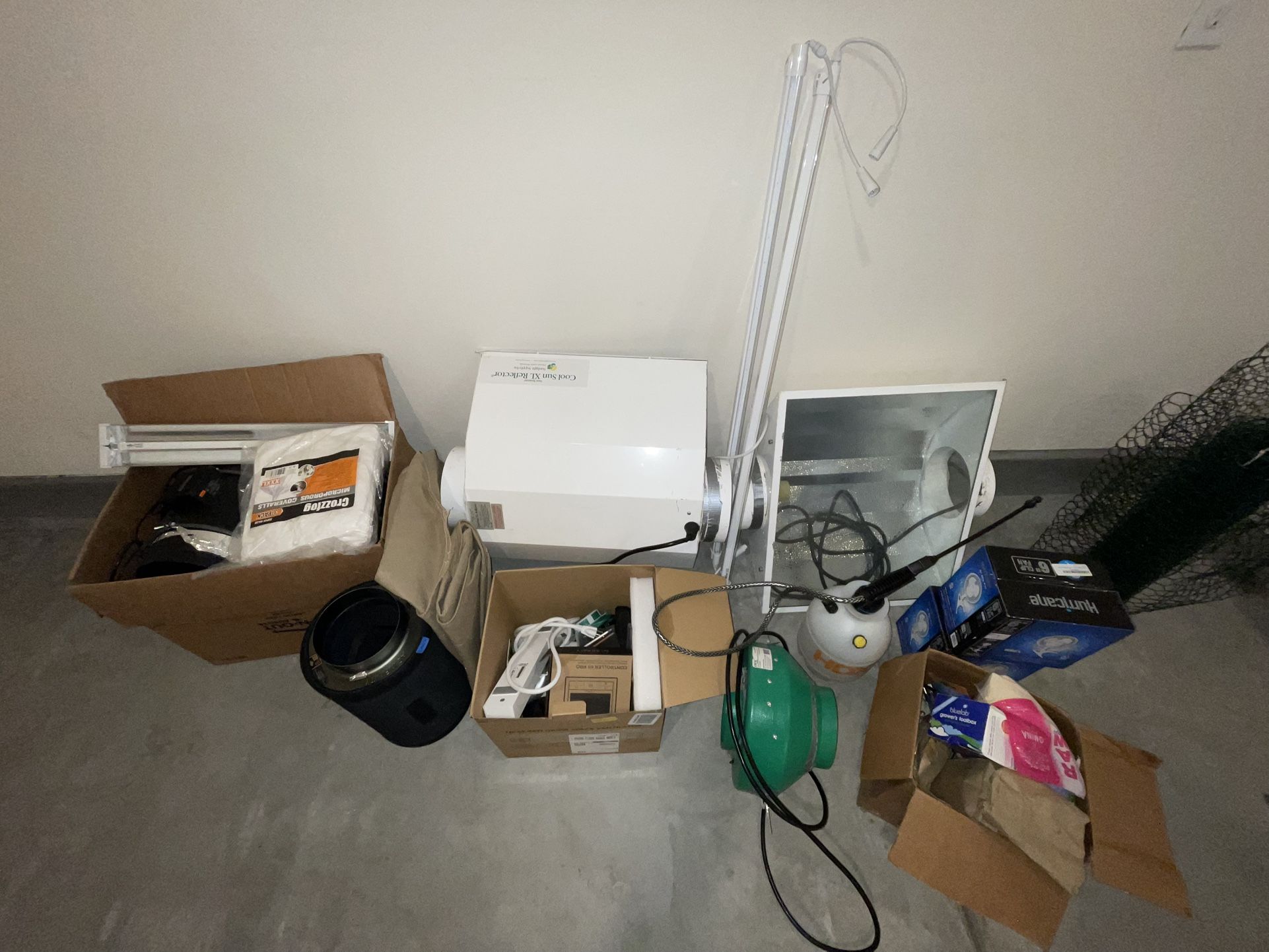 Marijuana Grow Equiptment