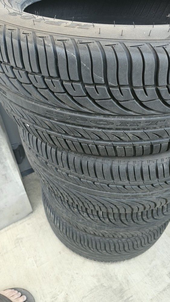 Tires 245/45/18