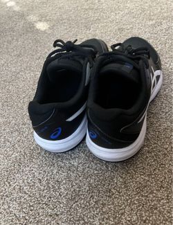 Court shoes ASICS