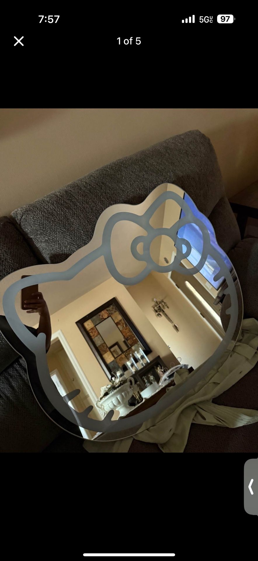 Hello Kitty Mirror