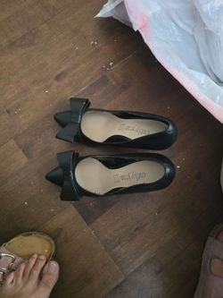 Women Shoe Size 9