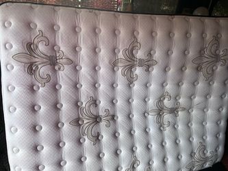 QUEEN MATRESS