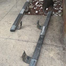 2010 Dodge ram running boards