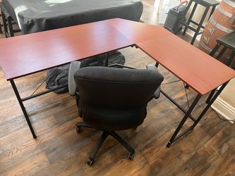 L shaped desk and chair
