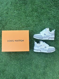 Louis Vuitton Skate- White: Size 10