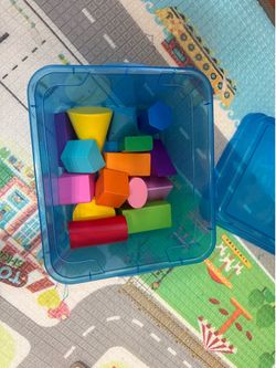 Montessori 3D geometric shapes