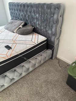 🔥 Brand New Gray Tufted Upholstered King & Queen Size Platform Bed Frame - Opt Mattress | Pickup & Delivery 🚚