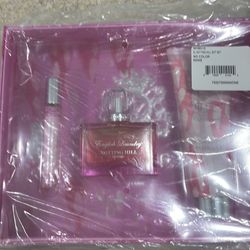 English Laundry Notting Hill Femme 3-Piece Perfume Gift Set - NEW