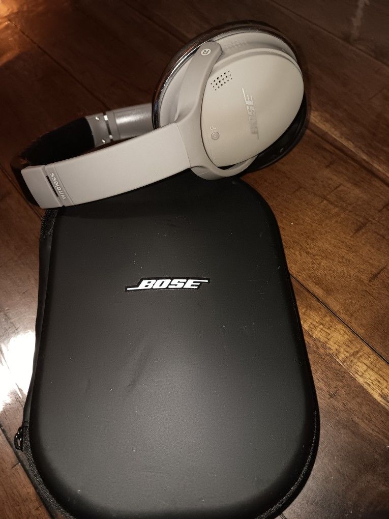 $$$ BOSE HEADPHONES $$$,All Products : American Fashion Style Bags On Sale