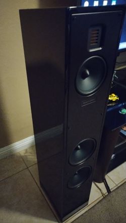 Martin Logan motion 40 floor standing speaker pair and center.