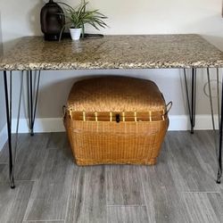 Large basket trunk