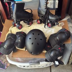 Chicago Skates Size 7 And 9 With Pads And Helmet  