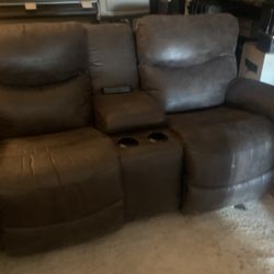 LAY-Z Boy 2 Seater Recliner