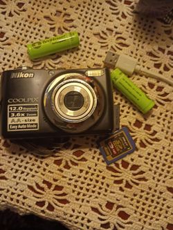 Nikon Coolpix 12MP Digital Camera