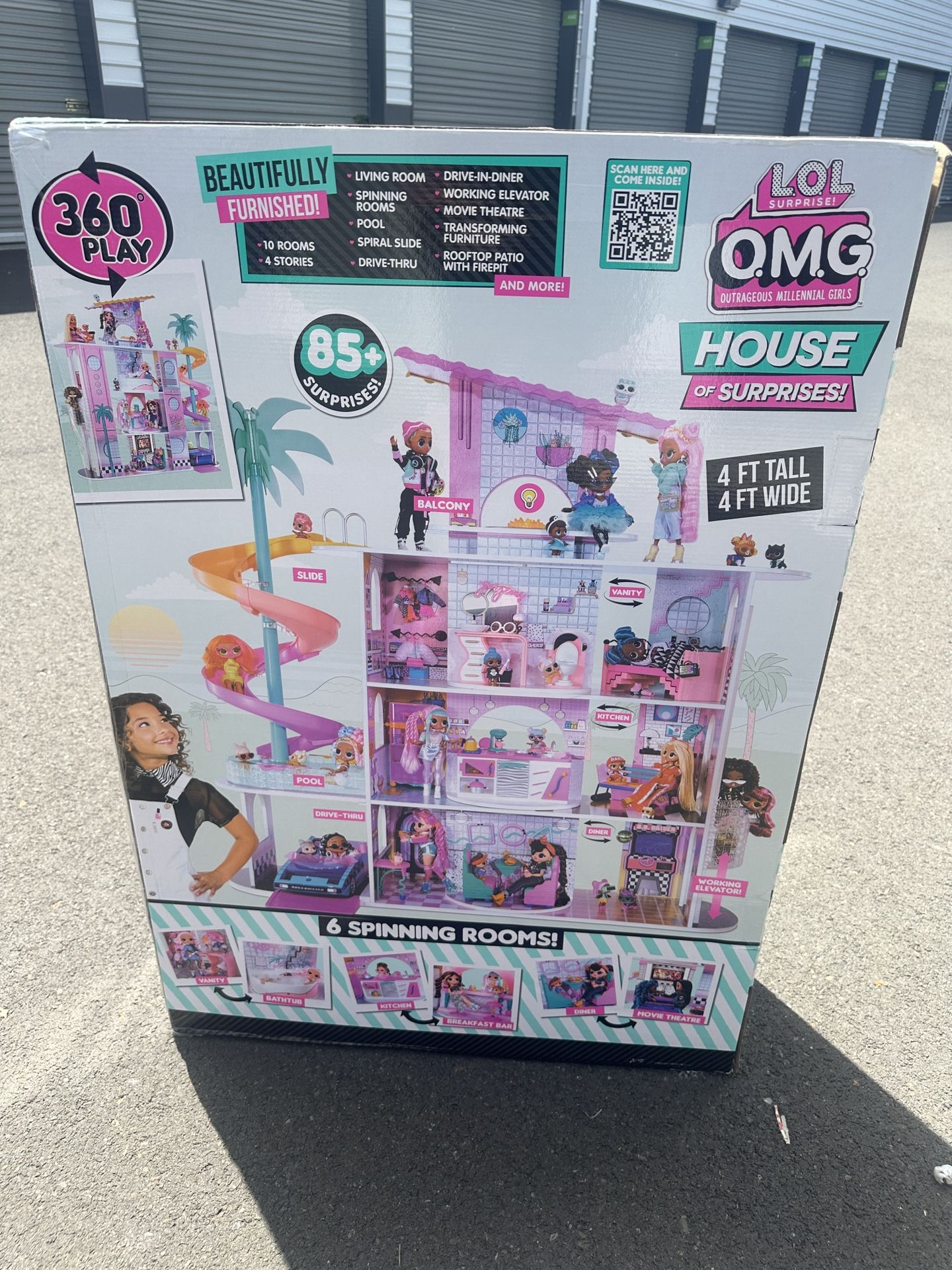 New In Box 4ft LoL! Dolls Dollhouse