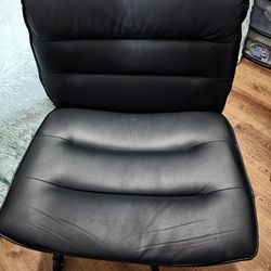Desk chair