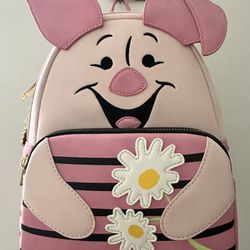 Loungefly Mini Backpack  Winnie the Pooh  Piglet & Daisies Cosplay