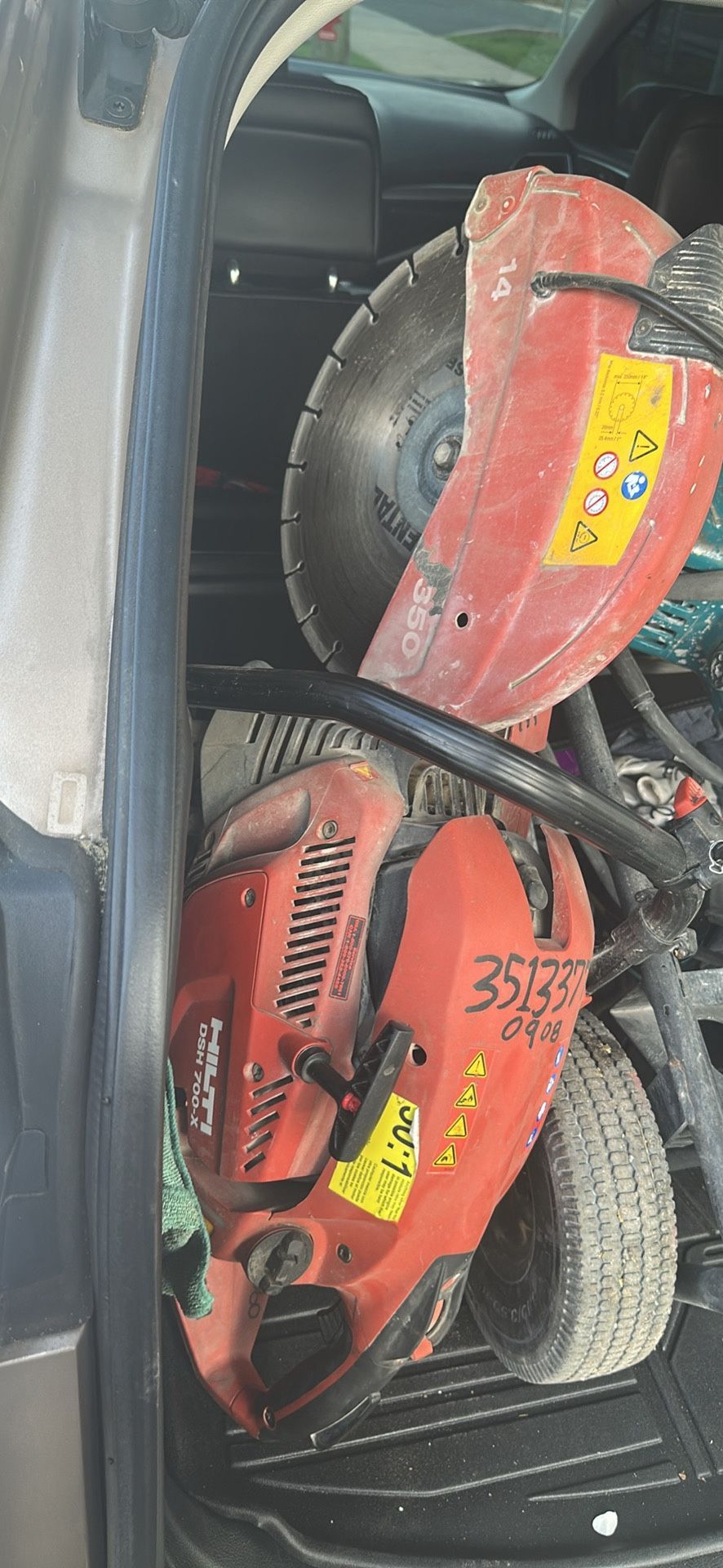 Hilti 14 In Concrete Saw