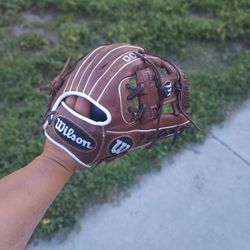 Wilson A900 Baseball Glove