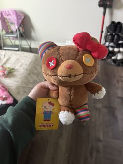 Universal Chucky Hello Kitty