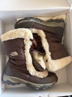 North Face Women’s Boot-Not used