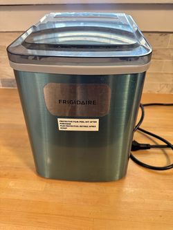 Frigidaire Countertop Ice Maker