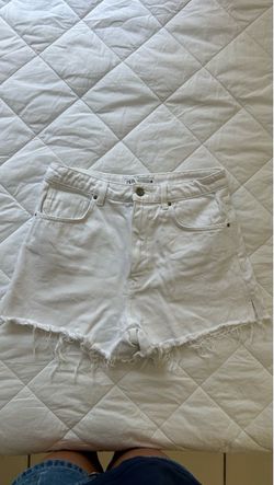 Zara White Denim Cutoff Shorts